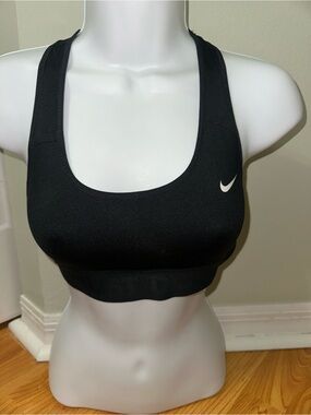 Nike Black Sports Bra with White Swoosh size XS bra size medium leggings SET*